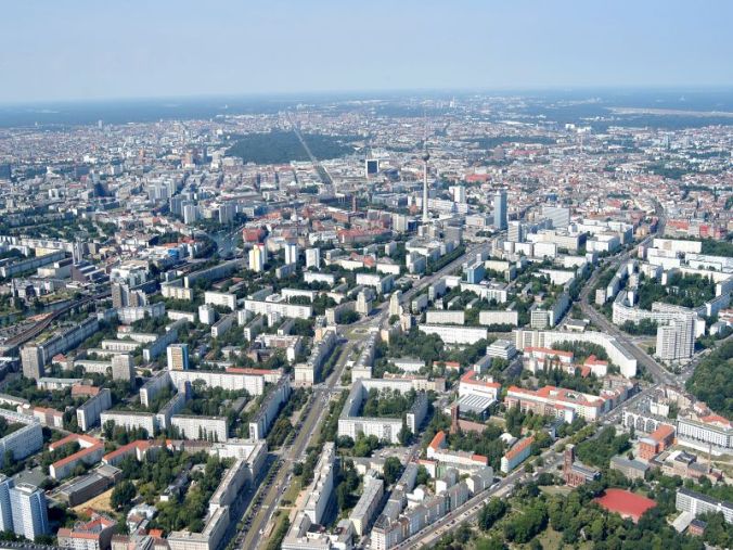 karl_marx_allee_von_no